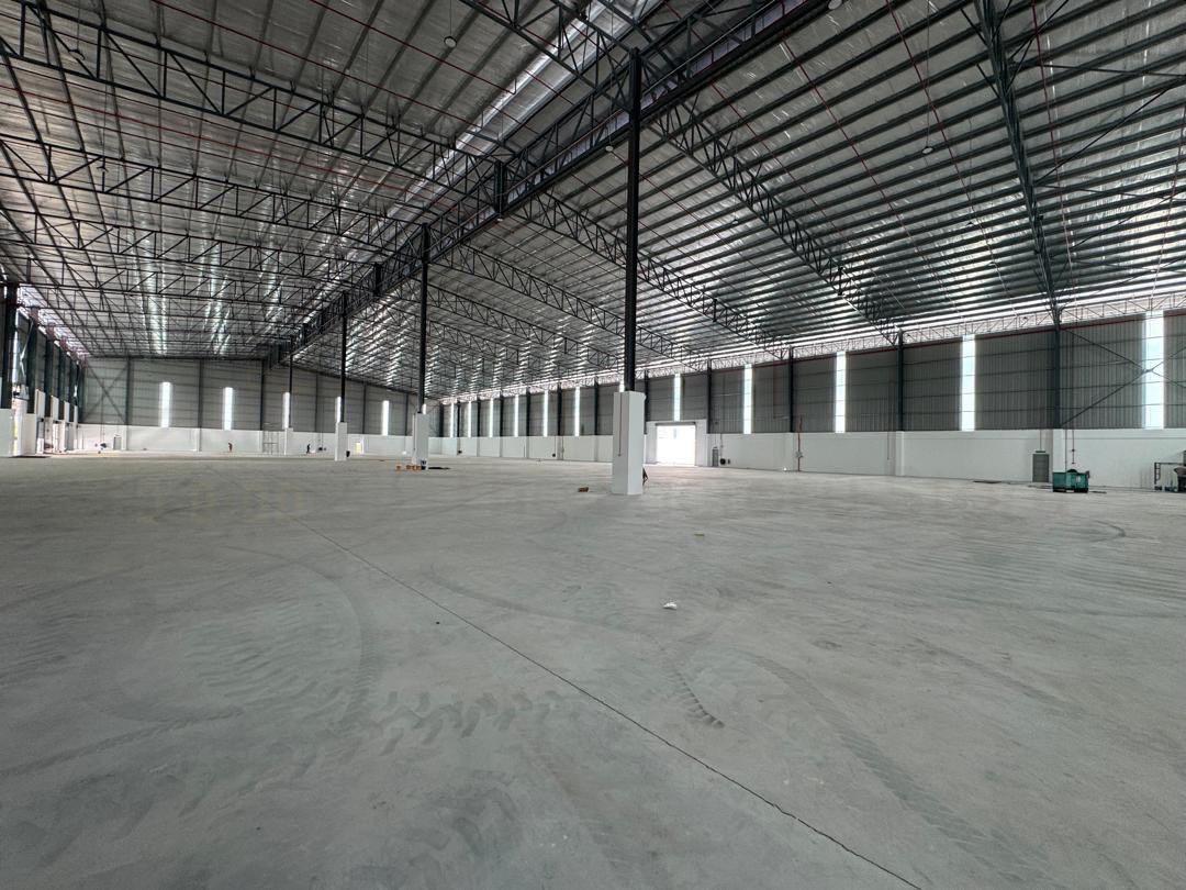 Senai Detached Factory with 2 storey office floor For Sales & Rent