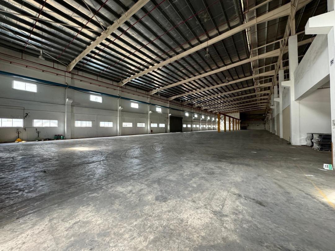 Senai Detached Factory with 2 storey office floor For Rent